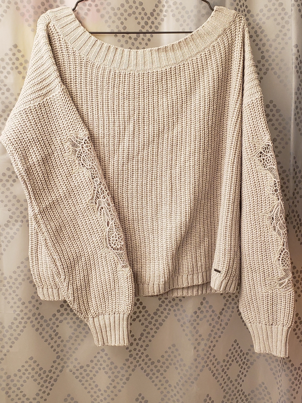 Hollister Cream Off-Shoulder Sweater with Lace Sleeve Details (Size: S)